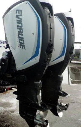 Evinrude  E-TEC   G2 300HP 30 INCH SHAFT .. DIRECT INJECTED 2-STROKE OUTBOARD MOTORS w/ Full Factory Warranty .. C/R Pair ... image