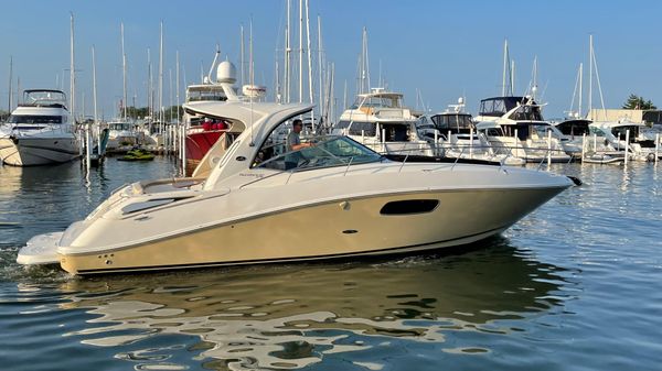 Sea Ray 370 Sundancer 