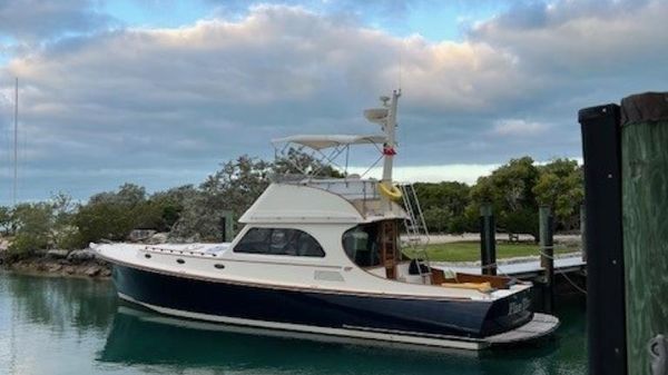 Hinckley Talaria 44 FB
