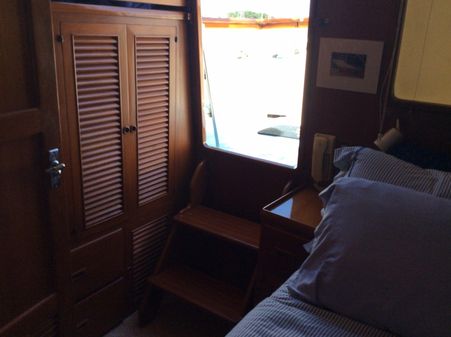 Offshore Yachts 48 Yachtfisher image