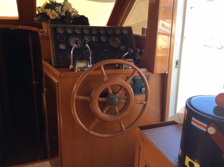 Offshore Yachts 48 Yachtfisher image