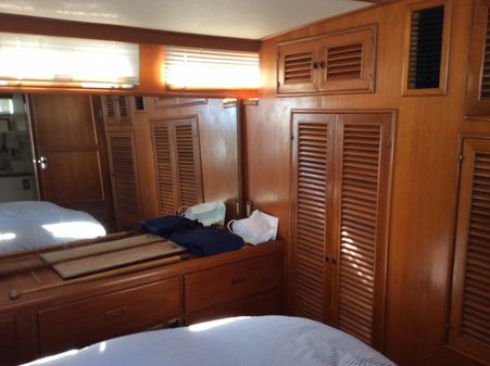 Offshore Yachts 48 Yachtfisher image
