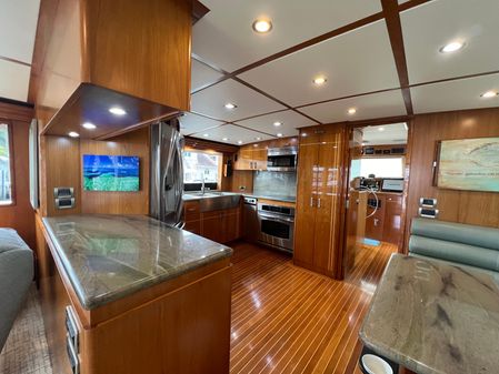 Hatteras 70 Cockpit Motor Yacht image