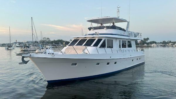 Offshore Yachts 62 Flushdeck