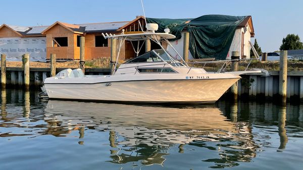 Grady-White 232 Gulfstream