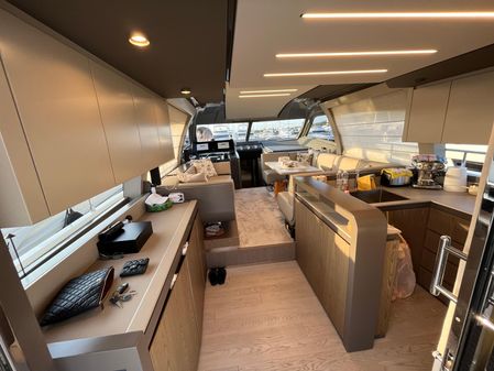 Ferretti Yachts 550 image