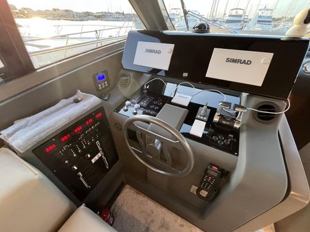 Ferretti Yachts 550 image