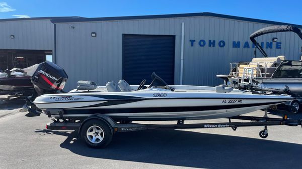 Triton TR 20