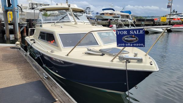 Chris-Craft Express Hardtop 