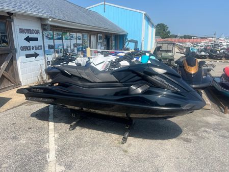 Yamaha-waverunner GP-SVHO image