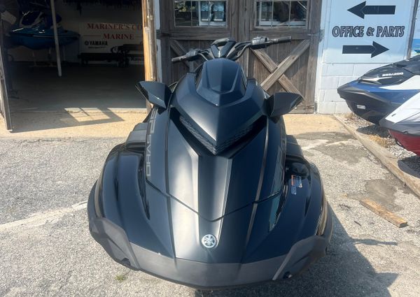 Yamaha-waverunner GP-SVHO image