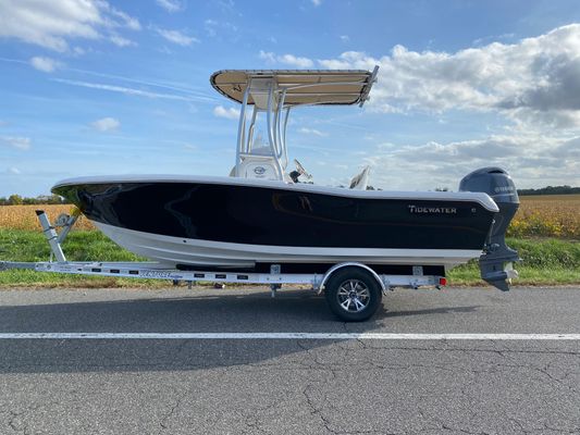Tidewater 198 CC Adventure - main image