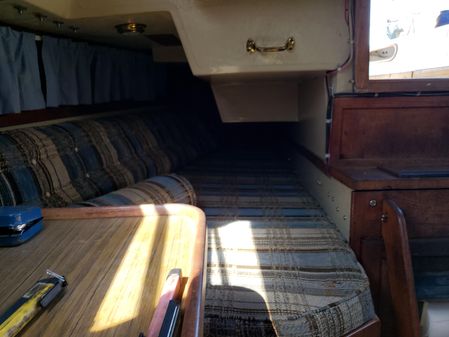 Catalina 38 image