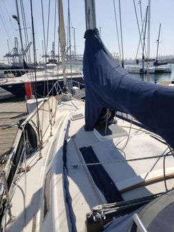 Catalina 38 image
