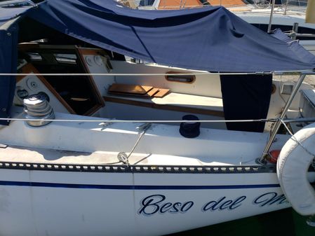 Catalina 38 image