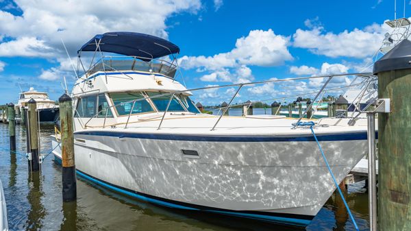 Hatteras 42 Convertible 