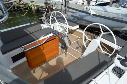 Hanse 418 image