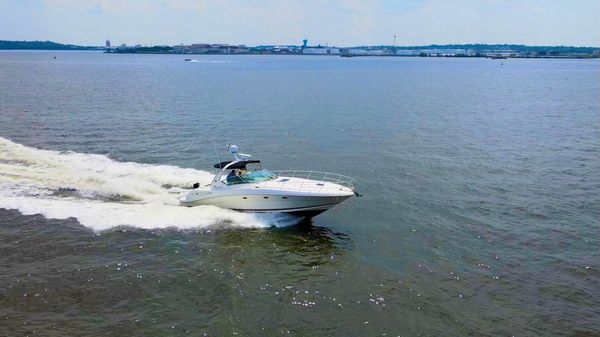 Sea Ray 420 Sundancer 