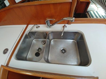 Beneteau Oceanis Clipper 361 image