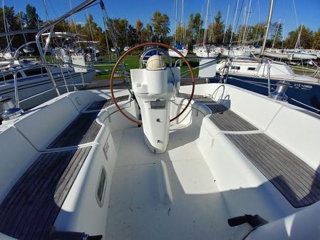 Beneteau Oceanis Clipper 361 image