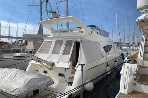 Ferretti Yachts 460 