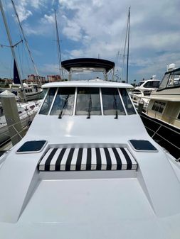 Bayliner 4788 image