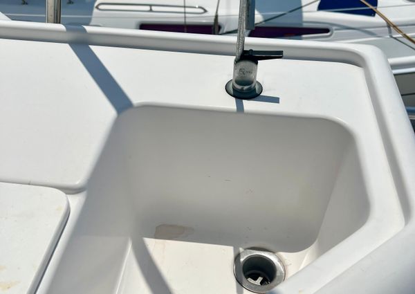 Bayliner 4788 image