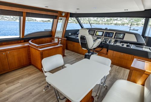 Custom Line Navetta 26 image