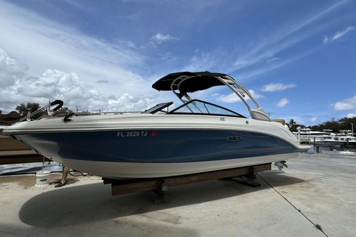 Sea Ray 250 SDX OB image