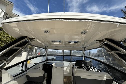 Aquila 32 Sport image