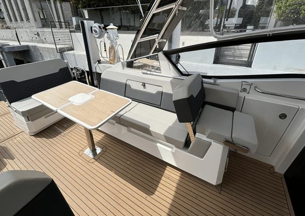 Aquila 32 Sport image