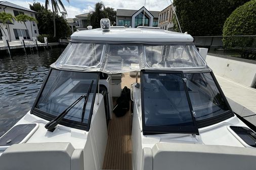 Aquila 32 Sport image