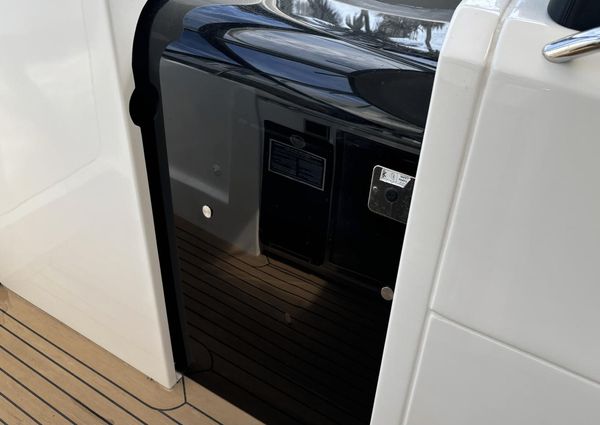 Aquila 32 Sport image