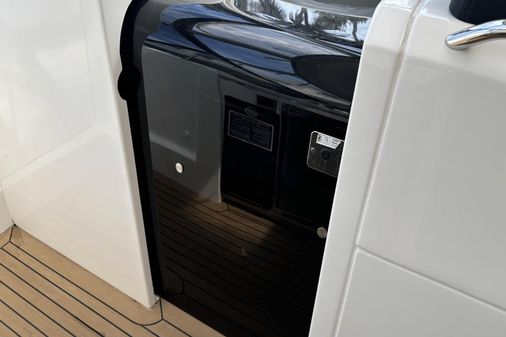 Aquila 32 Sport image