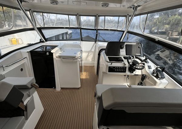 Aquila 32 Sport image