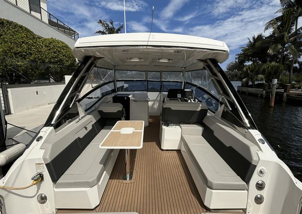 Aquila 32 Sport image