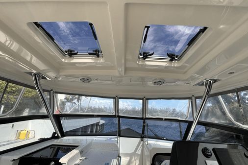 Aquila 32 Sport image