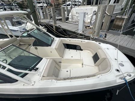 Boston-whaler 230-VANTAGE image