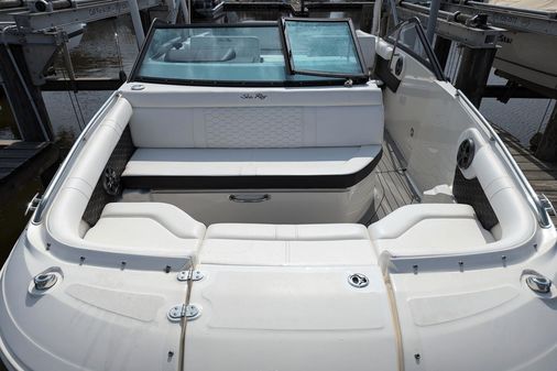 Sea Ray 250SDX image