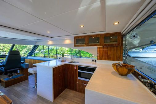 Riviera 5400 Sport Yacht image