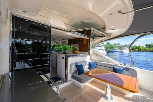 Riviera 5400 Sport Yacht image