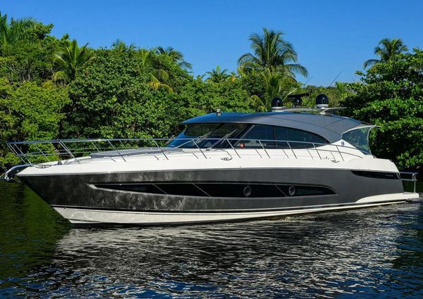 Riviera 5400 Sport Yacht image