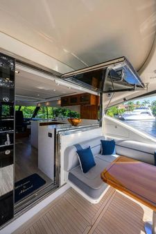 Riviera 5400 Sport Yacht image