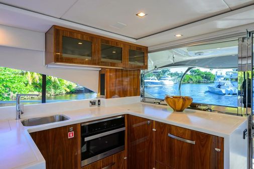 Riviera 5400 Sport Yacht image