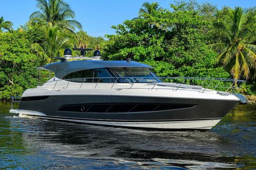 Riviera 5400 Sport Yacht image