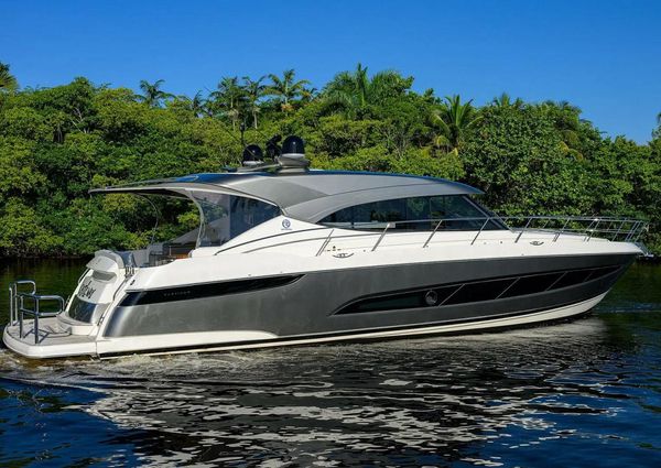 Riviera 5400 Sport Yacht image