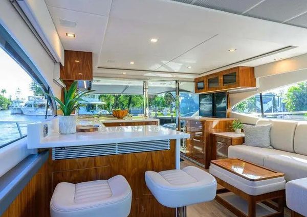 Riviera 5400 Sport Yacht image