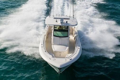 Boston Whaler 350 Outrage image