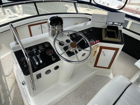 Carver 42 Aft Cabin Motor Yacht image