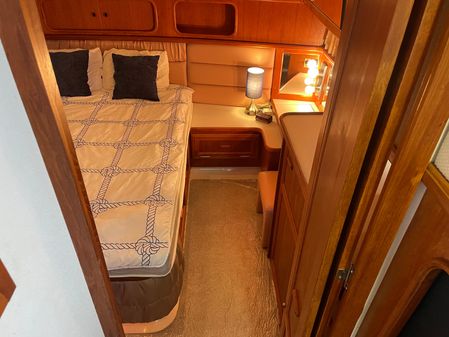 Carver 42 Aft Cabin Motor Yacht image